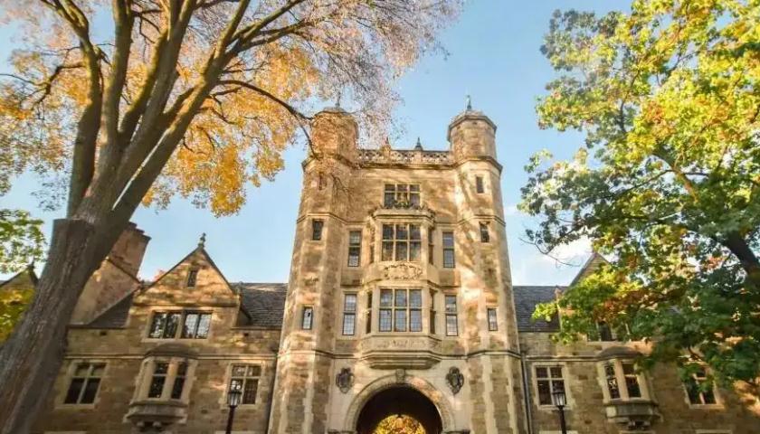 日本語(yǔ)言學(xué)校