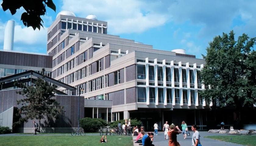 日本語言學(xué)校