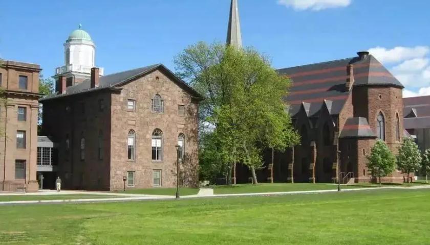 日本語言學(xué)校