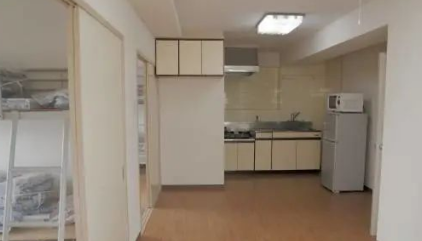 日本語(yǔ)言學(xué)校