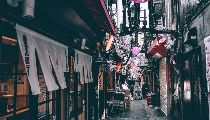 日本語言學(xué)校